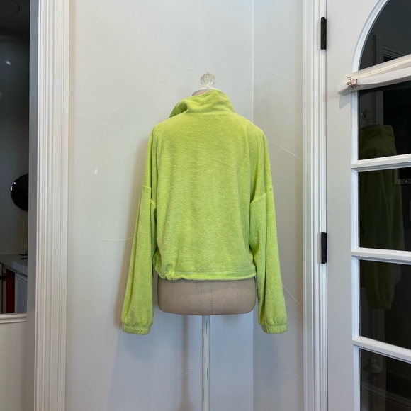 Gil Rodriguez Green Lounge Set - Picture 6 of 15